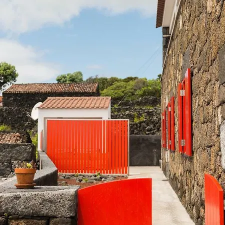 Ilheu Do Areeiro Madalena